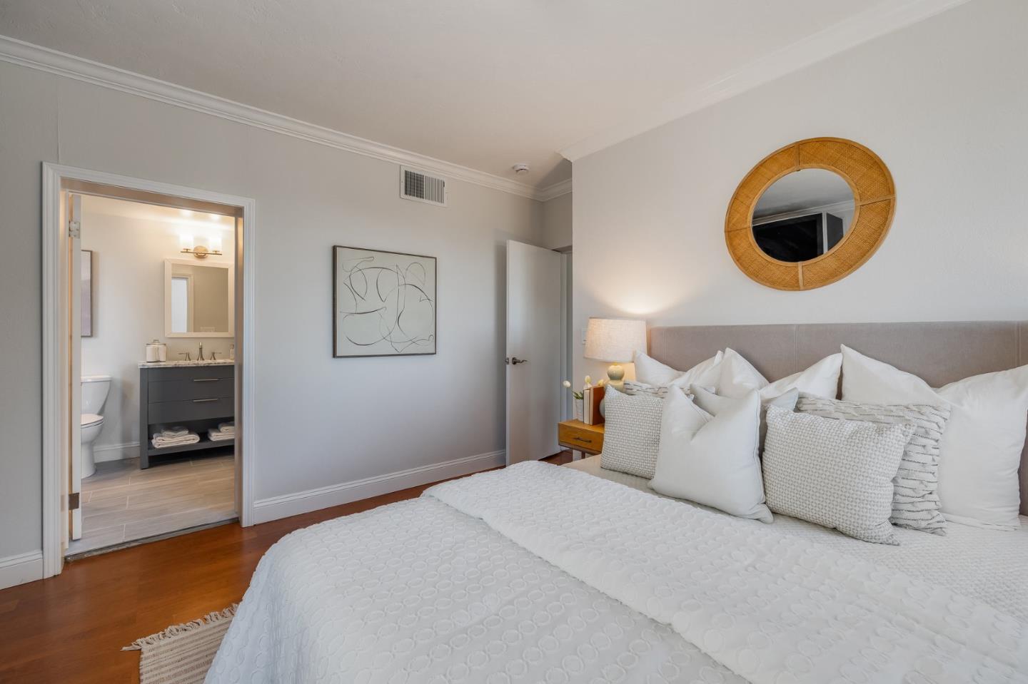 Detail Gallery Image 42 of 55 For 284 41st Ave, San Mateo,  CA 94403 - 4 Beds | 3 Baths