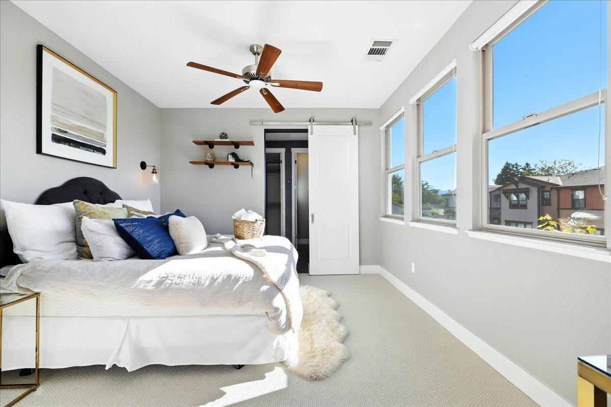 Detail Gallery Image 28 of 62 For 324 Cherokee Loop, Mountain View,  CA 94043 - 3 Beds | 3/1 Baths