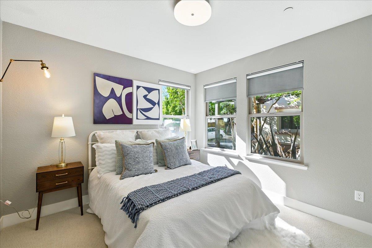 Detail Gallery Image 42 of 62 For 324 Cherokee Loop, Mountain View,  CA 94043 - 3 Beds | 3/1 Baths