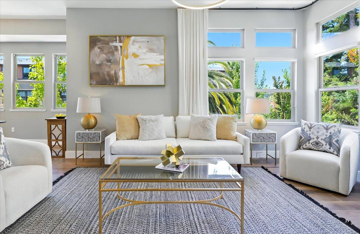 Detail Gallery Image 6 of 62 For 324 Cherokee Loop, Mountain View,  CA 94043 - 3 Beds | 3/1 Baths