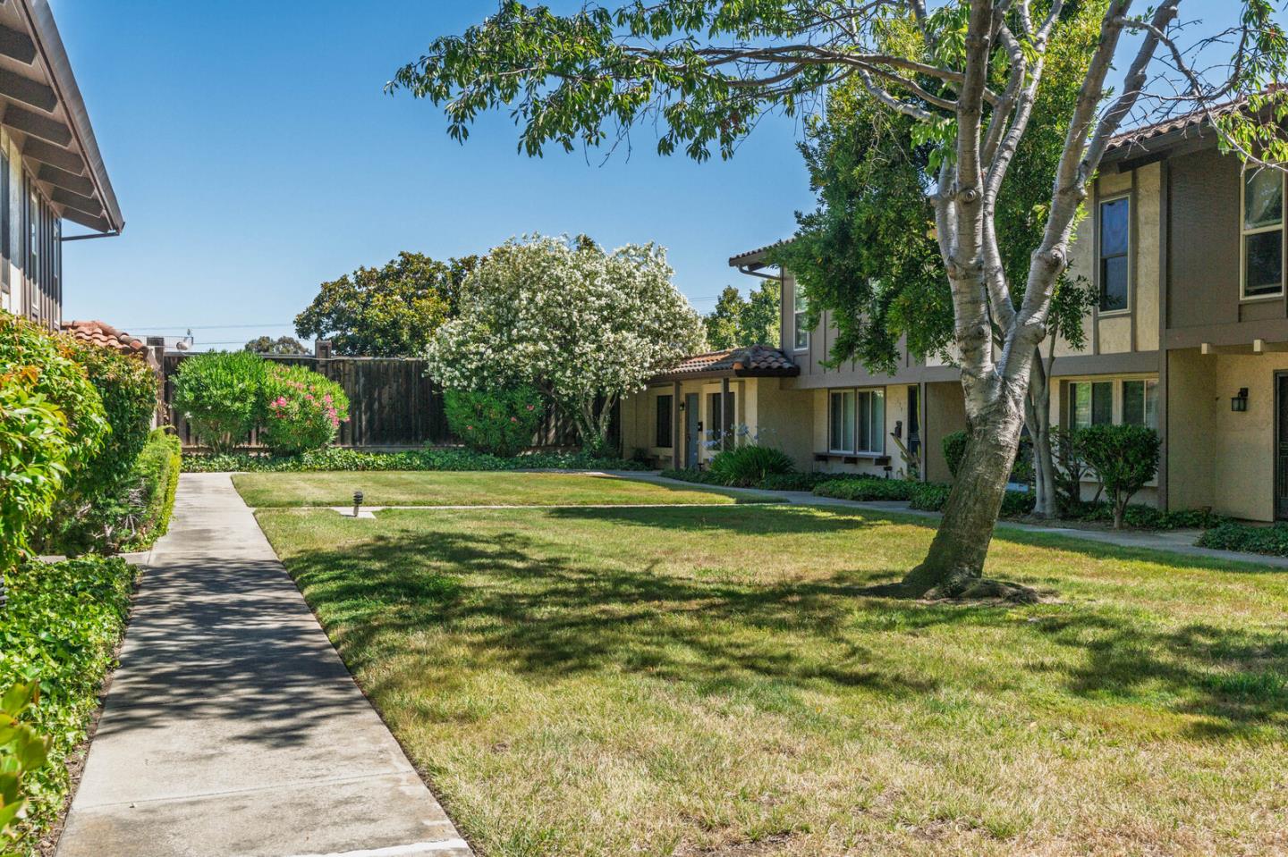 Detail Gallery Image 1 of 19 For 175 Brahms Way, Sunnyvale,  CA 94087 - 2 Beds | 1 Baths