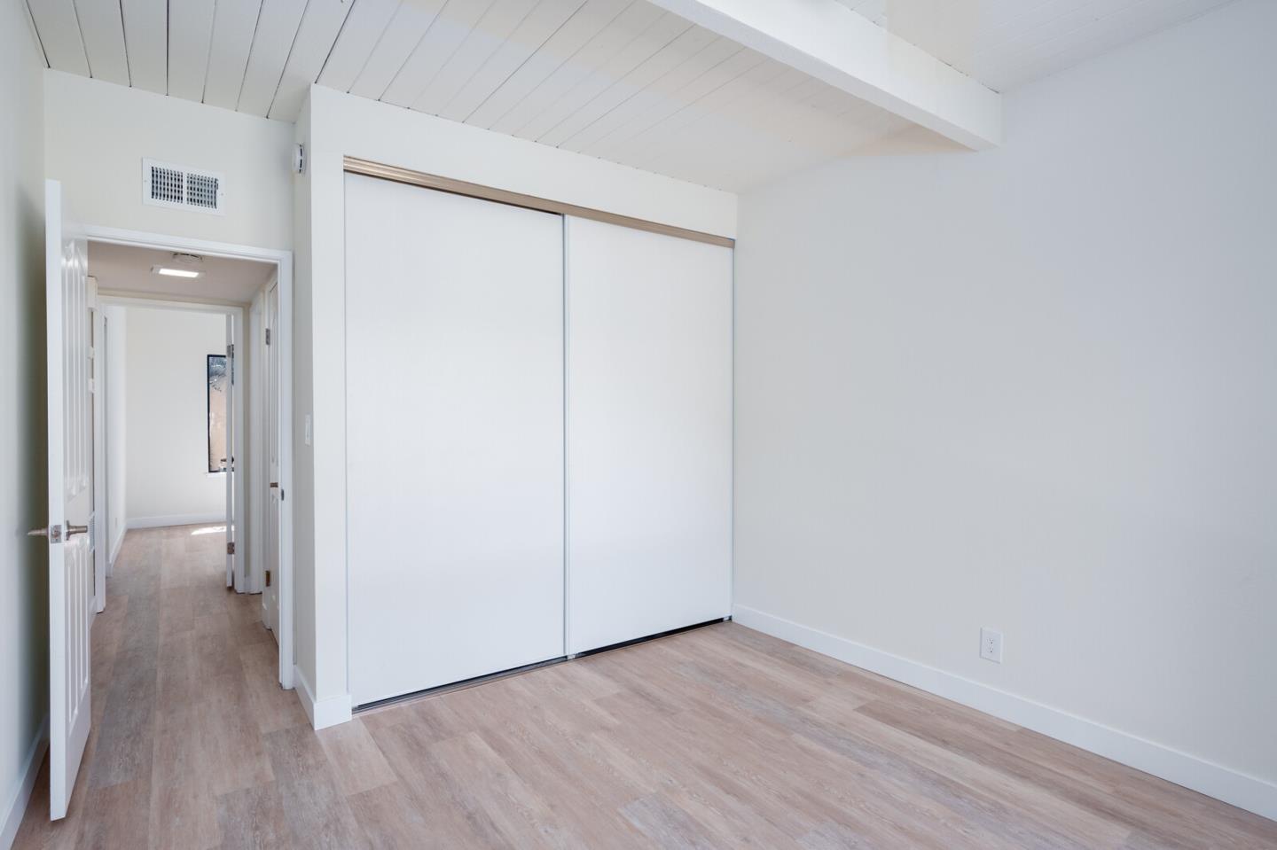 Detail Gallery Image 12 of 19 For 175 Brahms Way, Sunnyvale,  CA 94087 - 2 Beds | 1 Baths