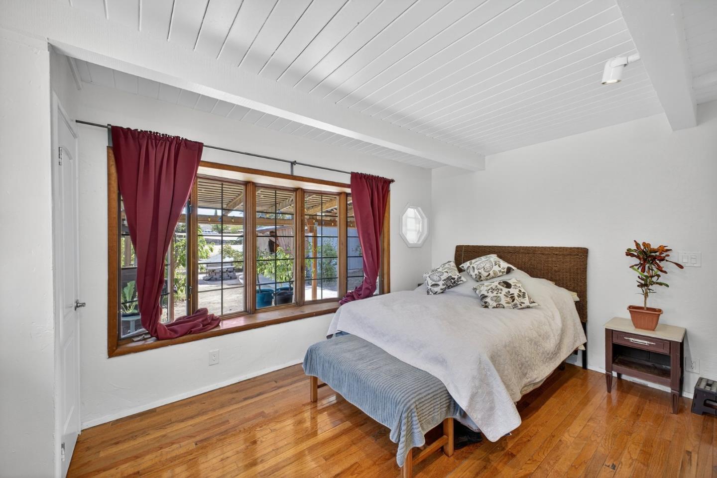 Detail Gallery Image 23 of 44 For 848 Kenneth Ave, Campbell,  CA 95008 - 4 Beds | 2 Baths