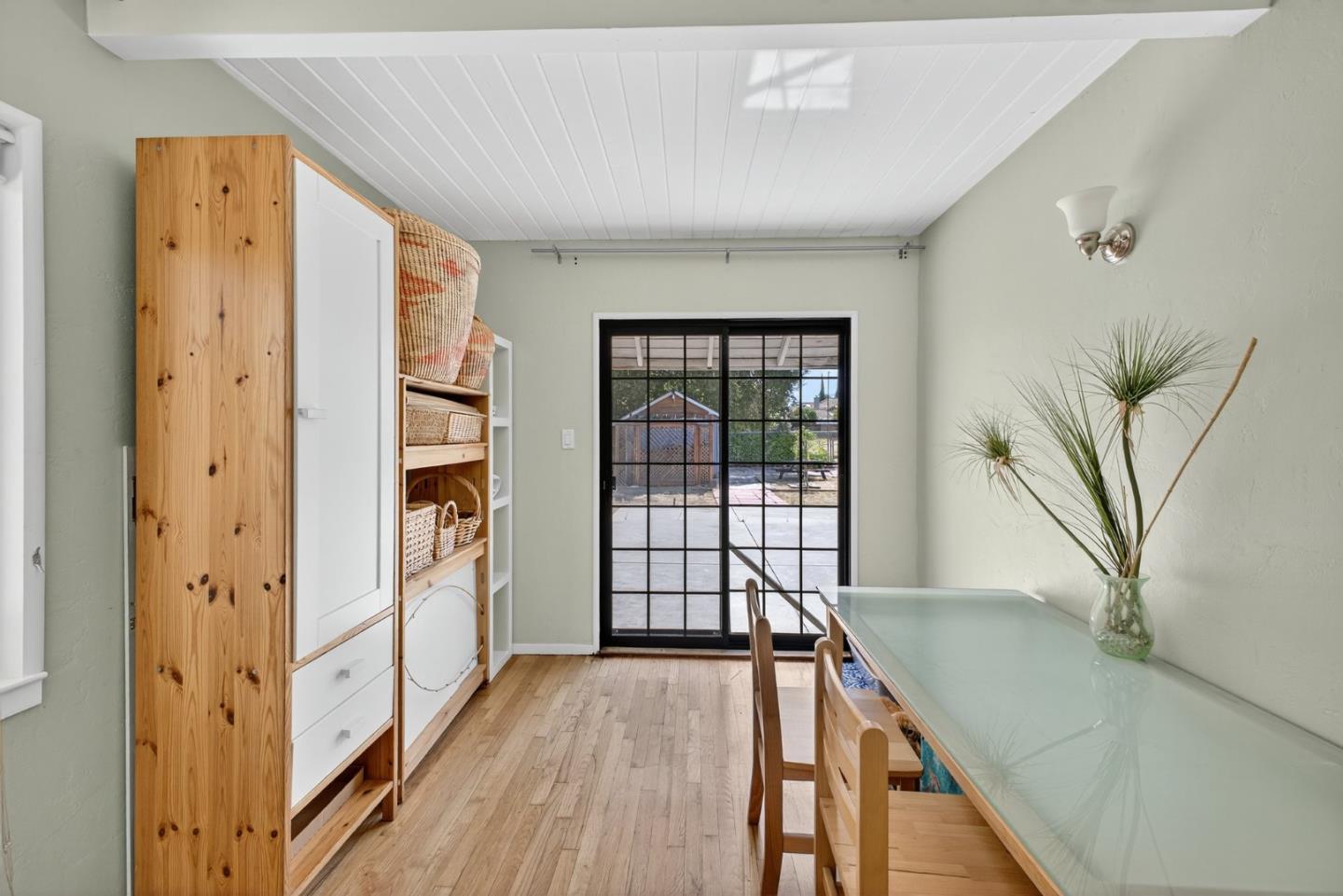 Detail Gallery Image 27 of 44 For 848 Kenneth Ave, Campbell,  CA 95008 - 4 Beds | 2 Baths