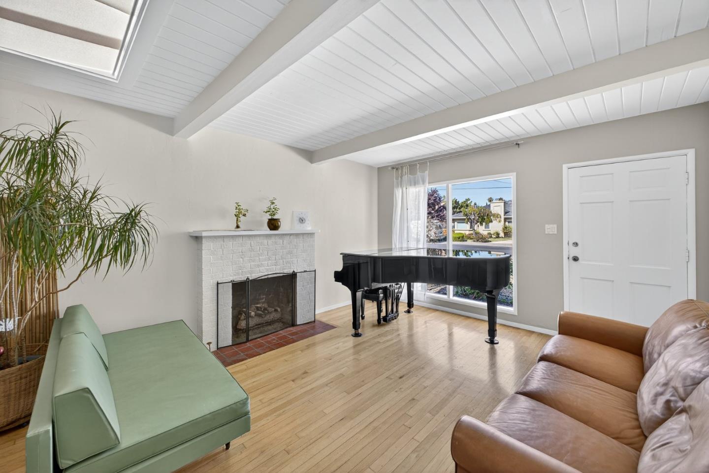Detail Gallery Image 3 of 44 For 848 Kenneth Ave, Campbell,  CA 95008 - 4 Beds | 2 Baths