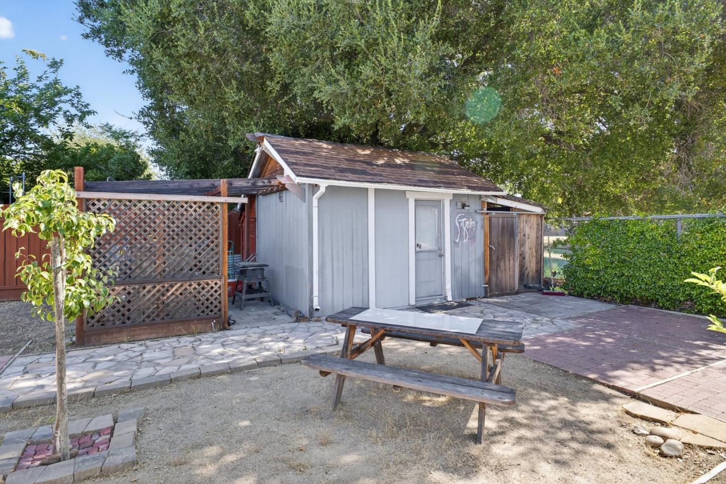 Detail Gallery Image 37 of 44 For 848 Kenneth Ave, Campbell,  CA 95008 - 4 Beds | 2 Baths