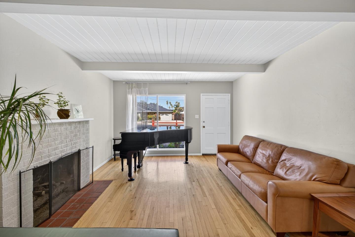 Detail Gallery Image 4 of 44 For 848 Kenneth Ave, Campbell,  CA 95008 - 4 Beds | 2 Baths