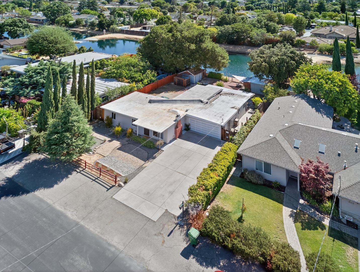 Detail Gallery Image 41 of 44 For 848 Kenneth Ave, Campbell,  CA 95008 - 4 Beds | 2 Baths