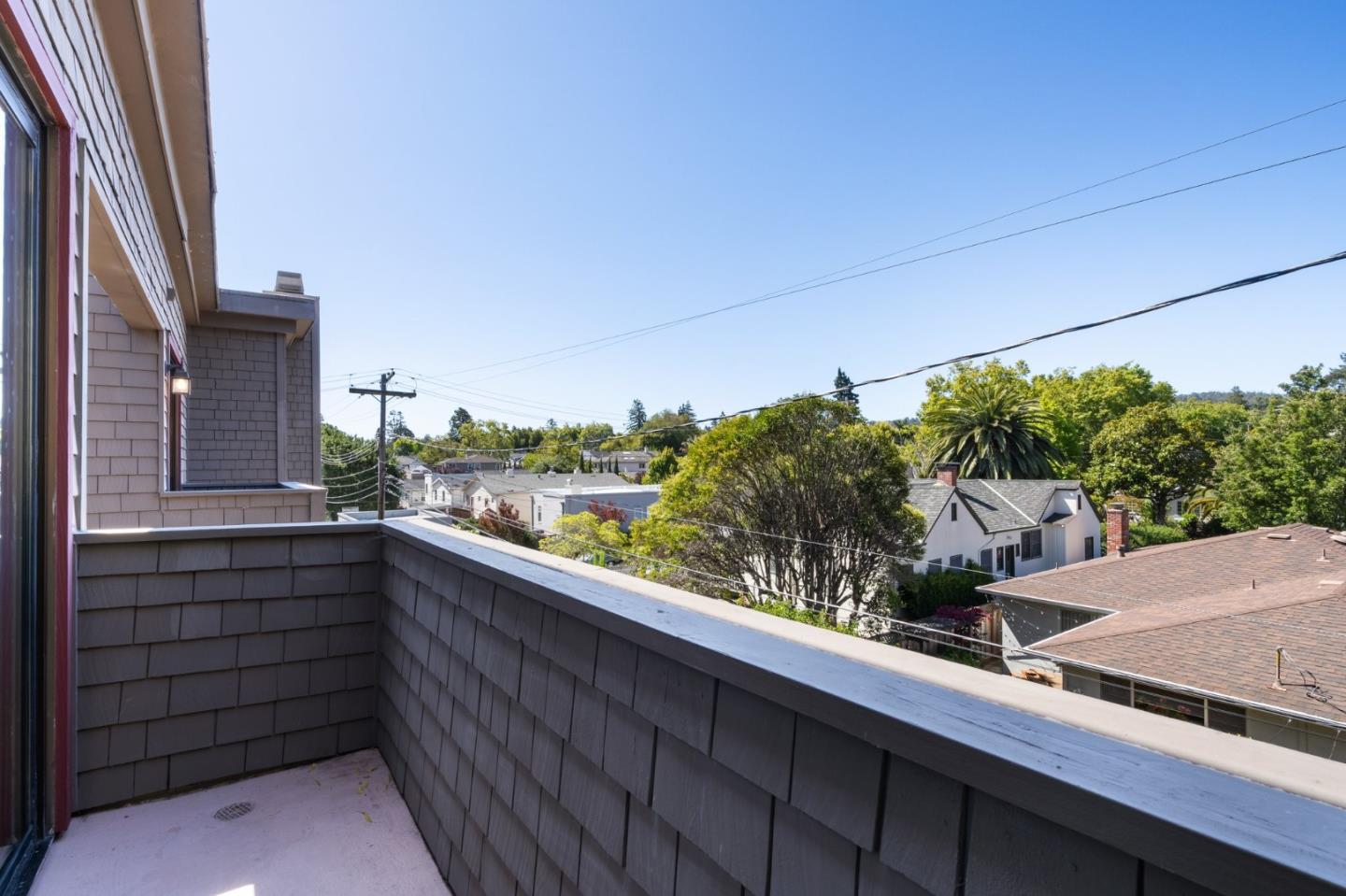 Detail Gallery Image 10 of 50 For 1500 Sherman Ave 3d,  Burlingame,  CA 94010 - 2 Beds | 2 Baths