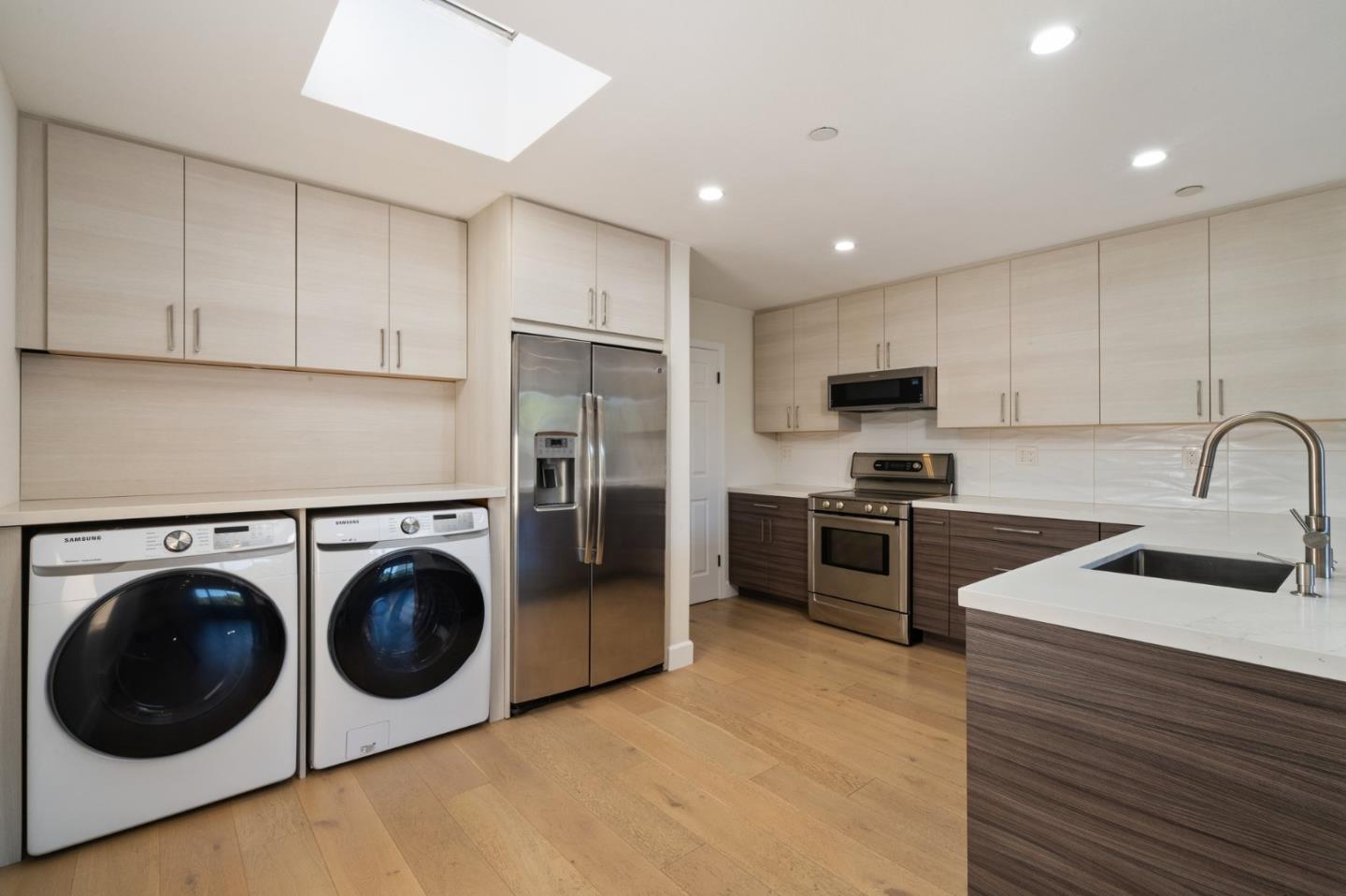 Detail Gallery Image 14 of 50 For 1500 Sherman Ave 3d,  Burlingame,  CA 94010 - 2 Beds | 2 Baths