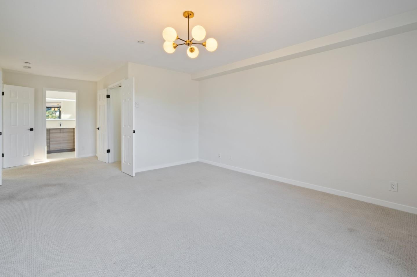 Detail Gallery Image 19 of 50 For 1500 Sherman Ave 3d,  Burlingame,  CA 94010 - 2 Beds | 2 Baths