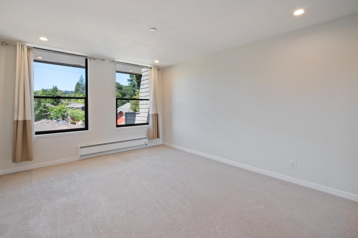 Detail Gallery Image 29 of 50 For 1500 Sherman Ave 3d,  Burlingame,  CA 94010 - 2 Beds | 2 Baths