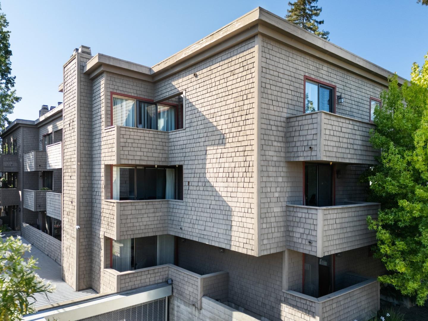 Detail Gallery Image 33 of 50 For 1500 Sherman Ave 3d,  Burlingame,  CA 94010 - 2 Beds | 2 Baths