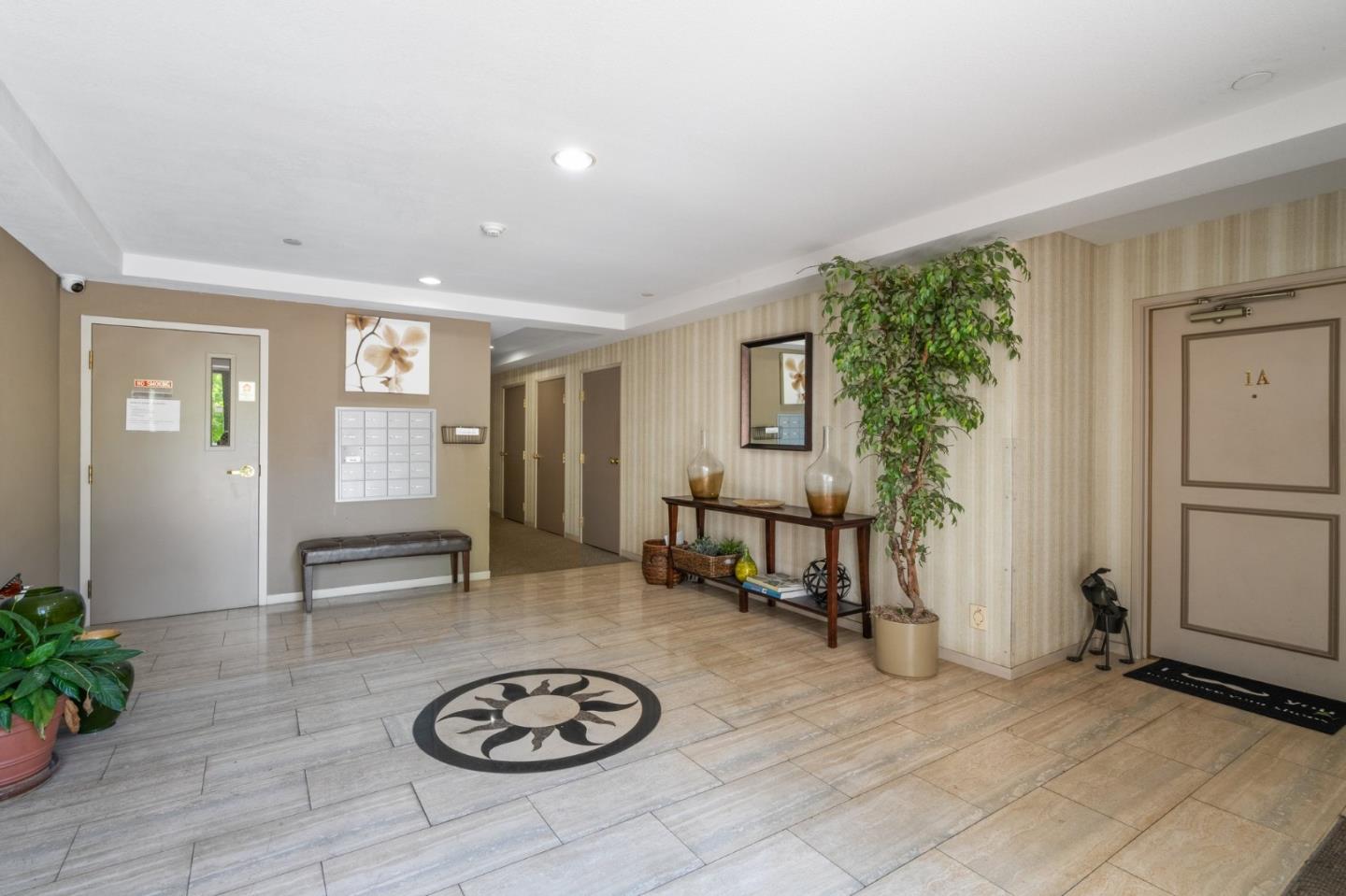 Detail Gallery Image 34 of 50 For 1500 Sherman Ave 3d,  Burlingame,  CA 94010 - 2 Beds | 2 Baths