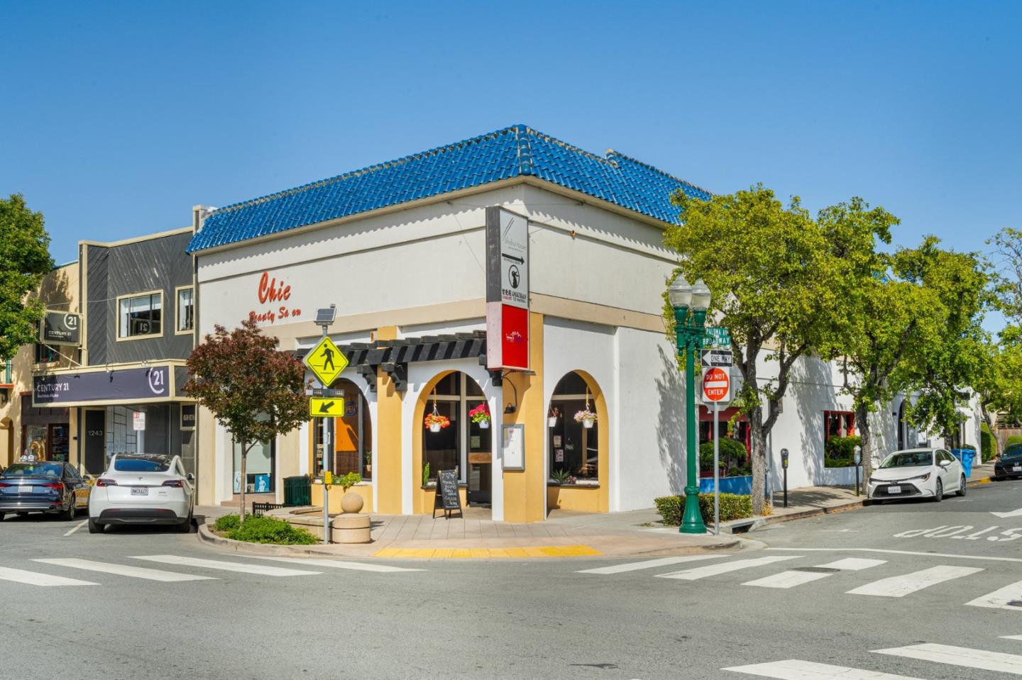 Detail Gallery Image 42 of 50 For 1500 Sherman Ave 3d,  Burlingame,  CA 94010 - 2 Beds | 2 Baths