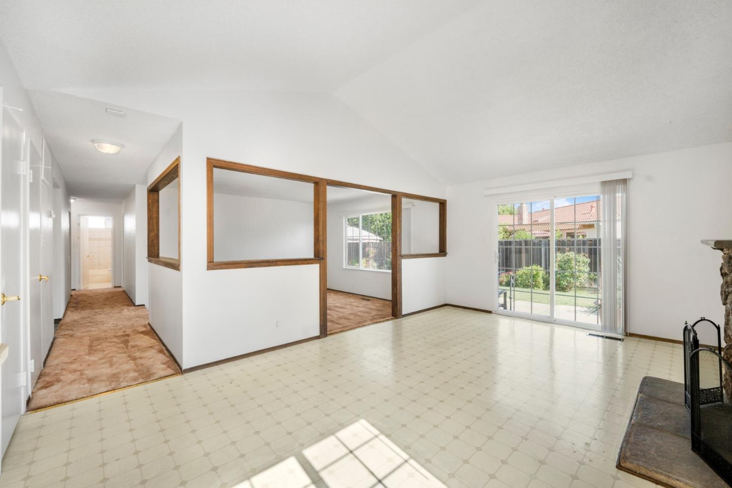Detail Gallery Image 2 of 19 For 357 El Portal Way, San Jose,  CA 95123 - 4 Beds | 2 Baths
