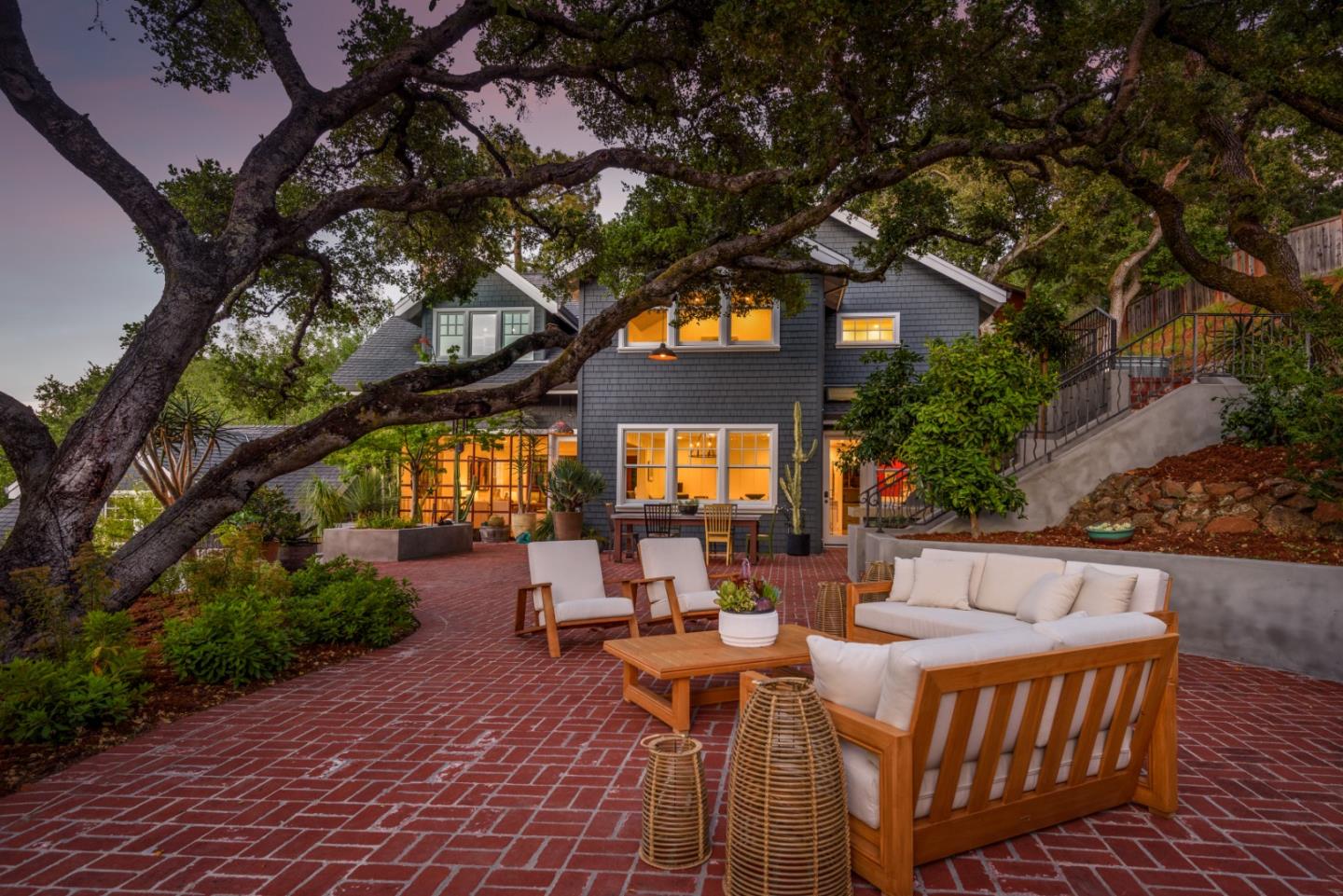 Thumbnail for 602 Vista Dr, Redwood City, CA 94062