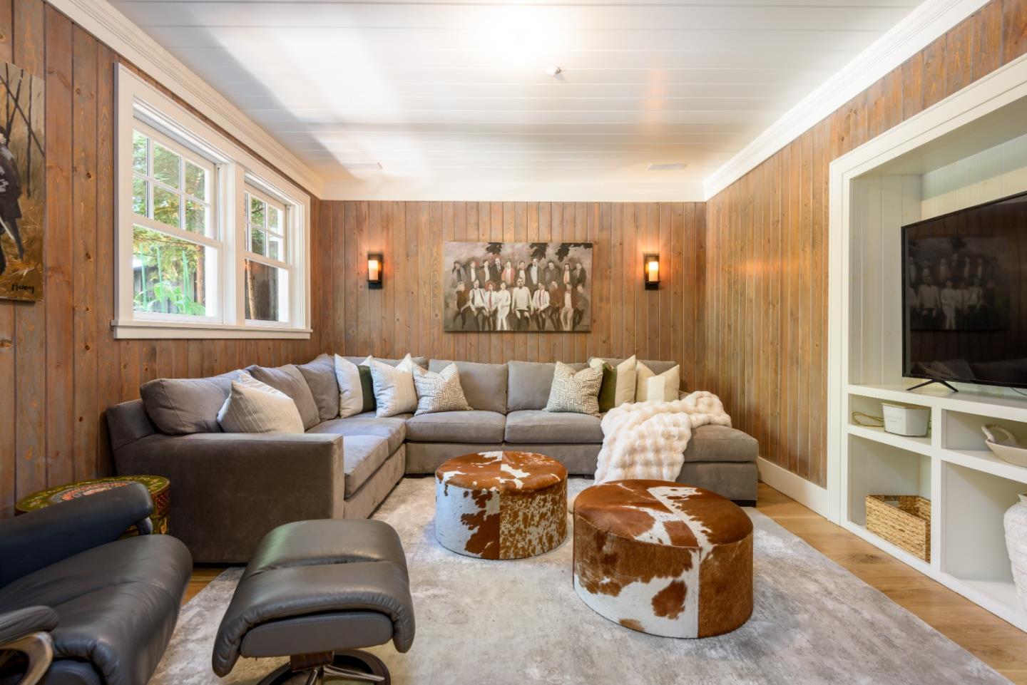 Detail Gallery Image 17 of 44 For 602 Vista Dr, Redwood City,  CA 94062 - 4 Beds | 4/1 Baths