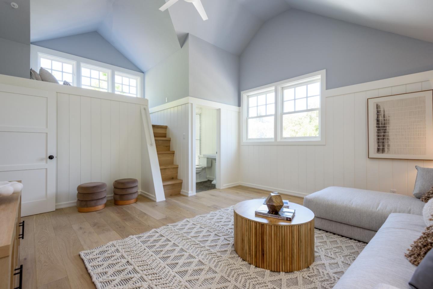 Detail Gallery Image 29 of 44 For 602 Vista Dr, Redwood City,  CA 94062 - 4 Beds | 4/1 Baths