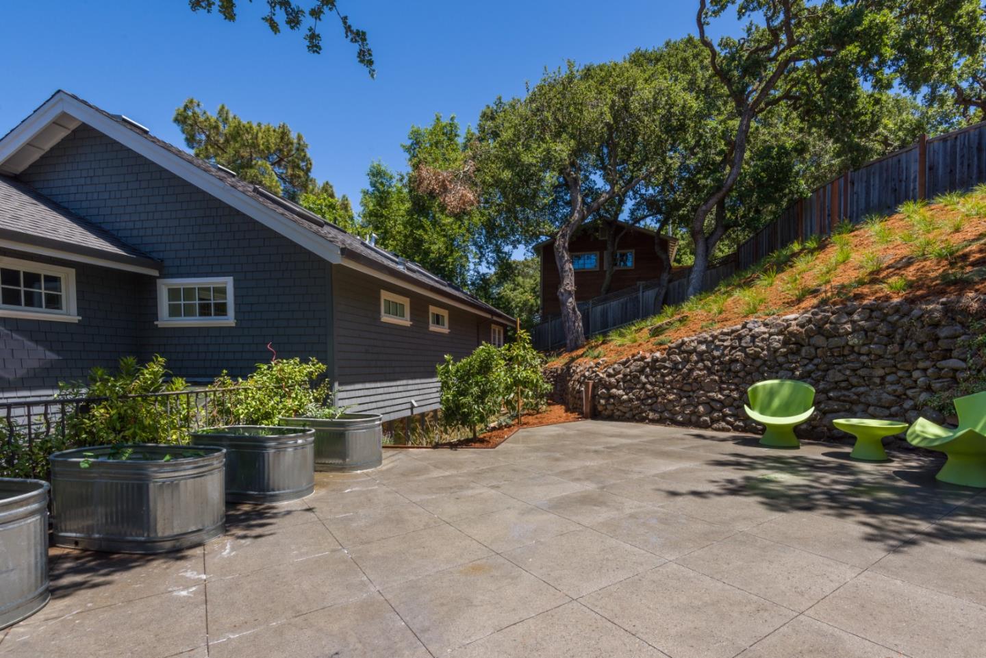 Detail Gallery Image 36 of 44 For 602 Vista Dr, Redwood City,  CA 94062 - 4 Beds | 4/1 Baths