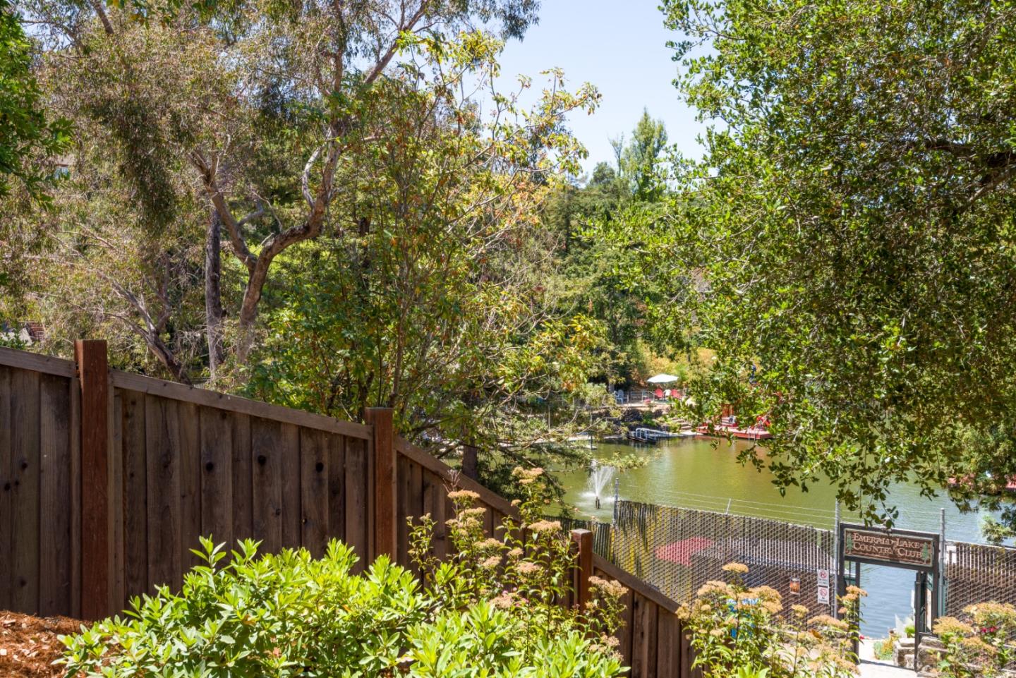 Detail Gallery Image 39 of 44 For 602 Vista Dr, Redwood City,  CA 94062 - 4 Beds | 4/1 Baths