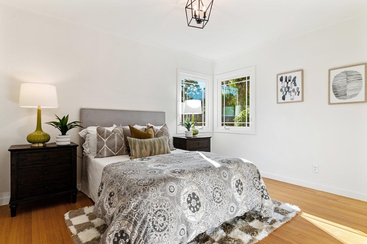 Detail Gallery Image 20 of 28 For 1632 Ralston Ave, Belmont,  CA 94002 - 4 Beds | 2 Baths