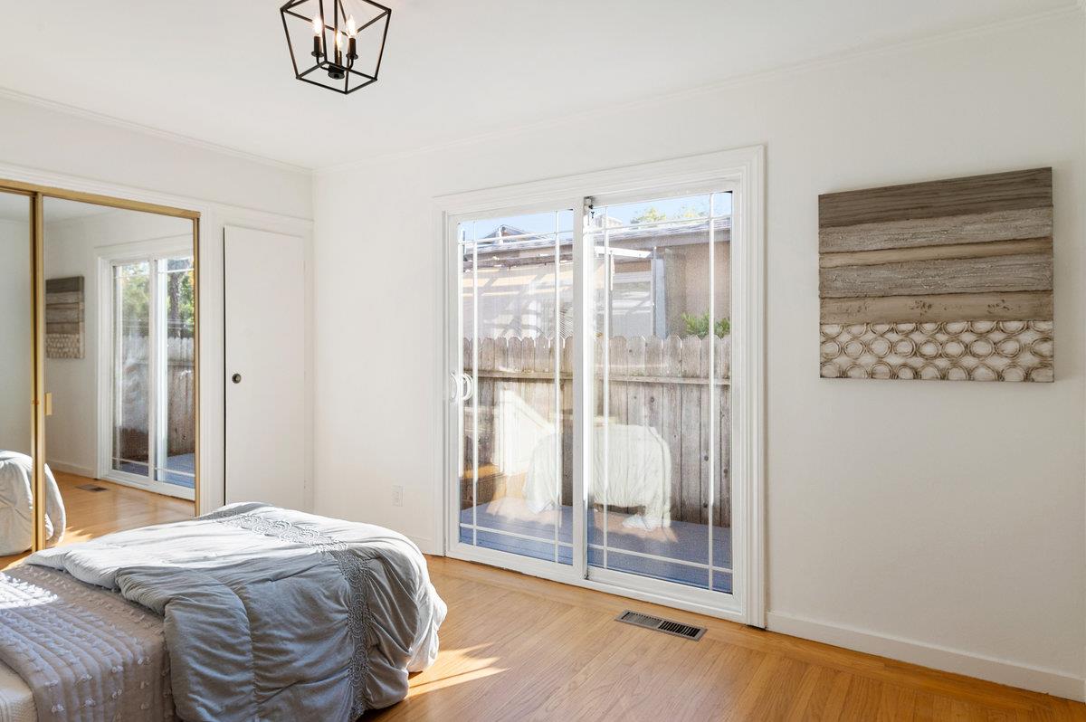Detail Gallery Image 21 of 28 For 1632 Ralston Ave, Belmont,  CA 94002 - 4 Beds | 2 Baths