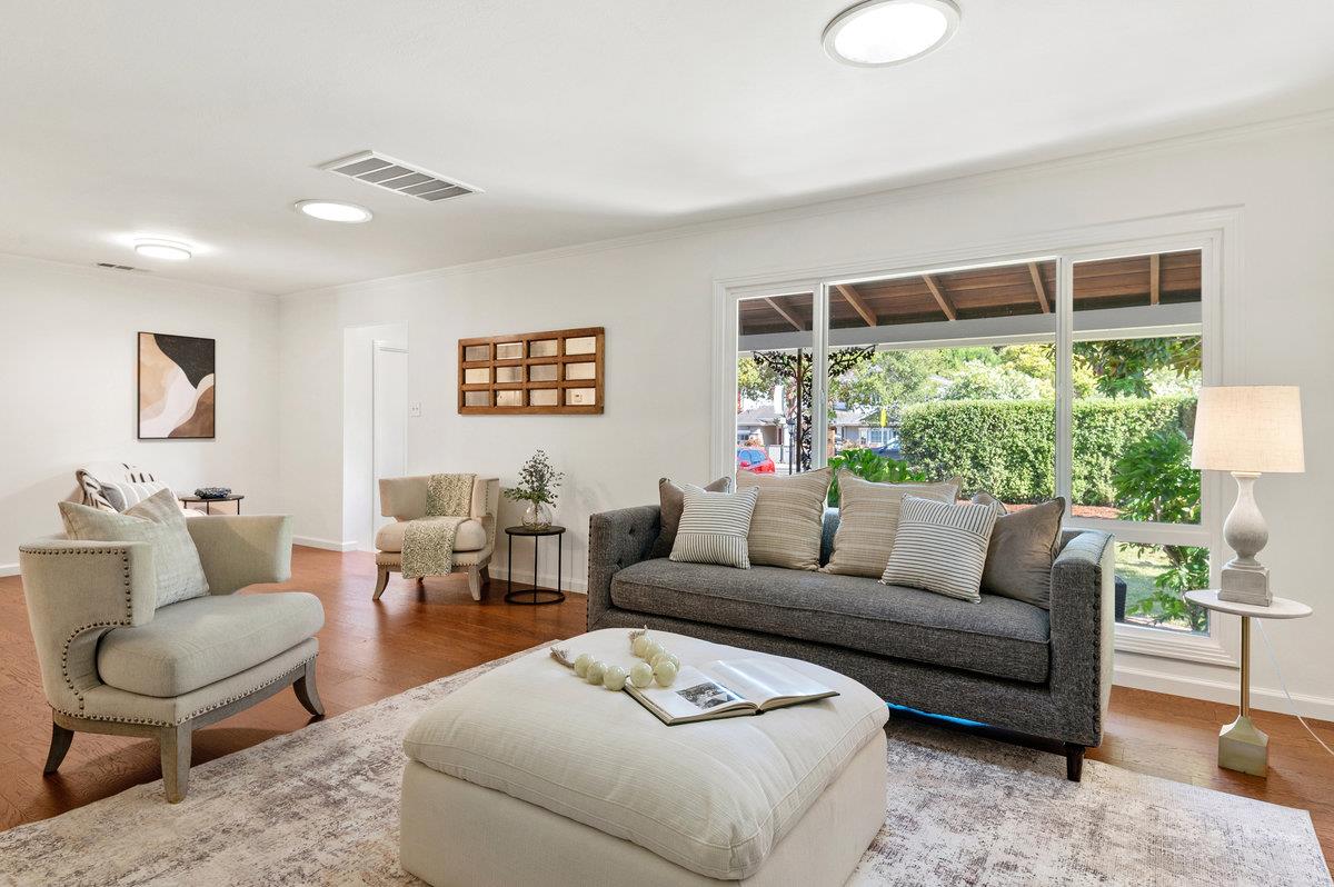 Detail Gallery Image 3 of 28 For 1632 Ralston Ave, Belmont,  CA 94002 - 4 Beds | 2 Baths