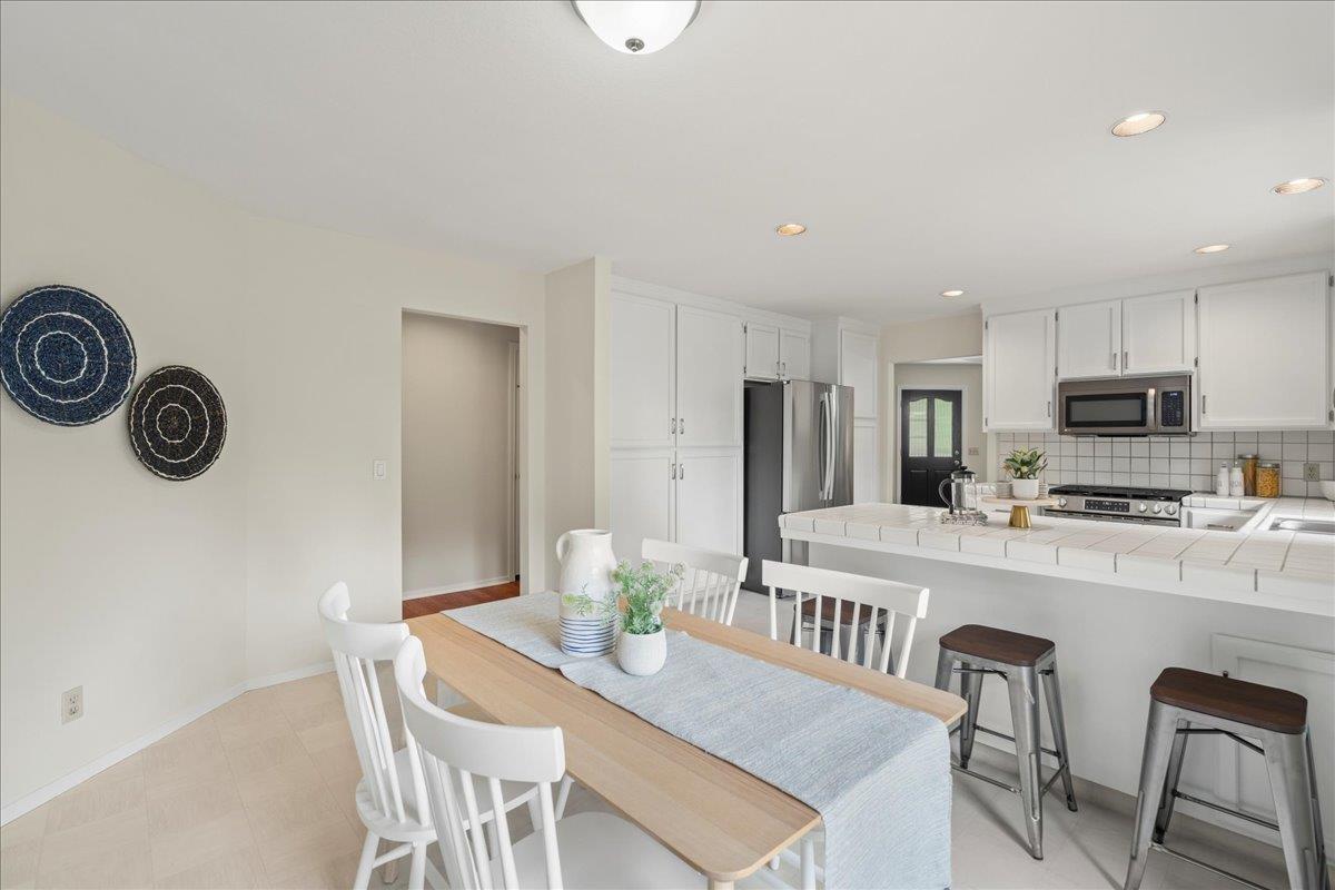 Detail Gallery Image 13 of 31 For 88 Mar Monte Ave, La Selva Beach,  CA 95076 - 3 Beds | 2 Baths