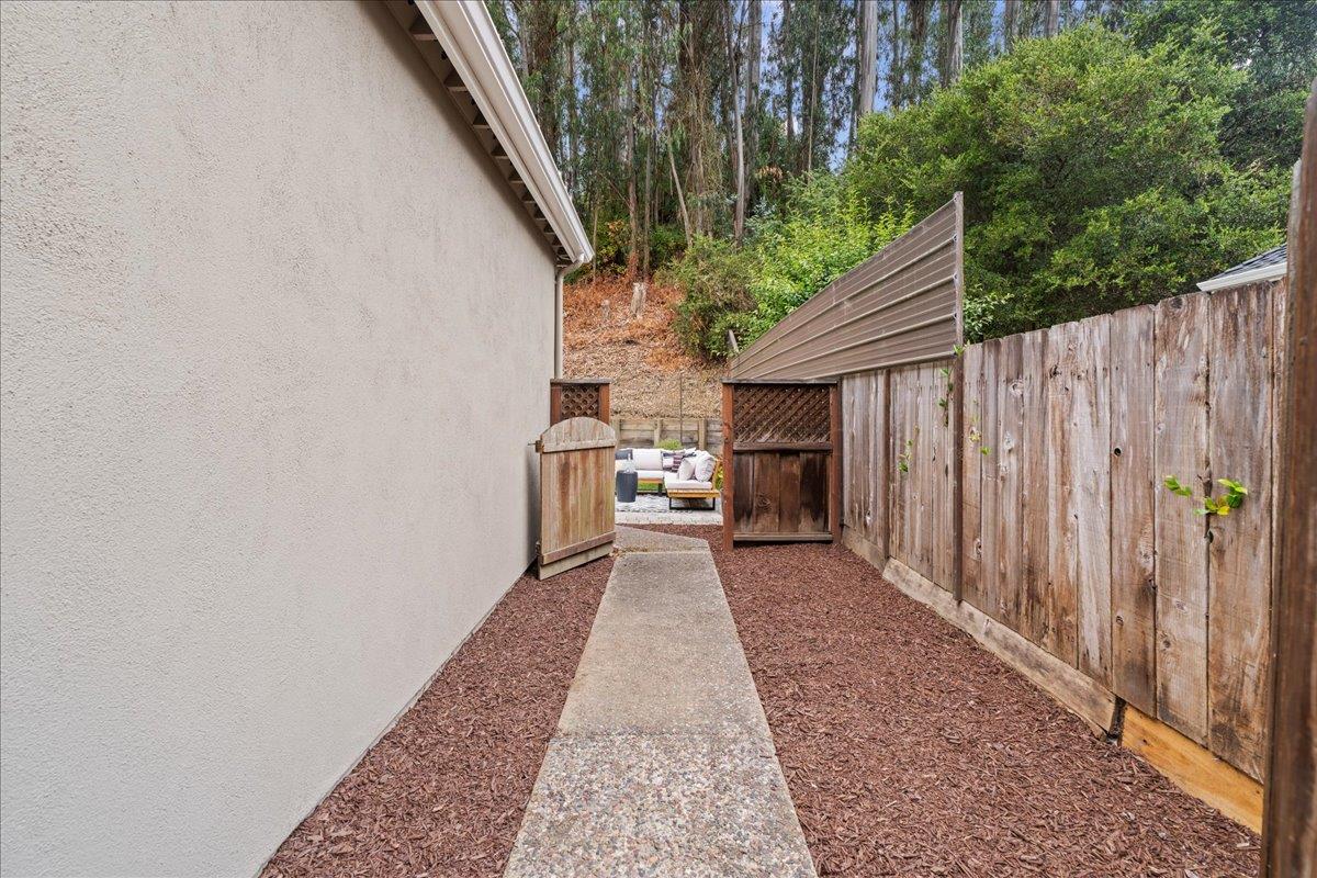Detail Gallery Image 23 of 31 For 88 Mar Monte Ave, La Selva Beach,  CA 95076 - 3 Beds | 2 Baths