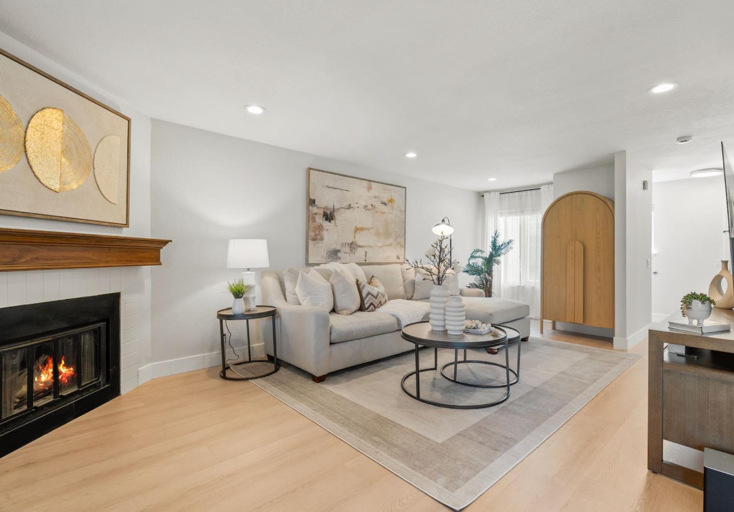 Detail Gallery Image 2 of 23 For 766 Pollard Rd, Los Gatos,  CA 95032 - 3 Beds | 2/1 Baths