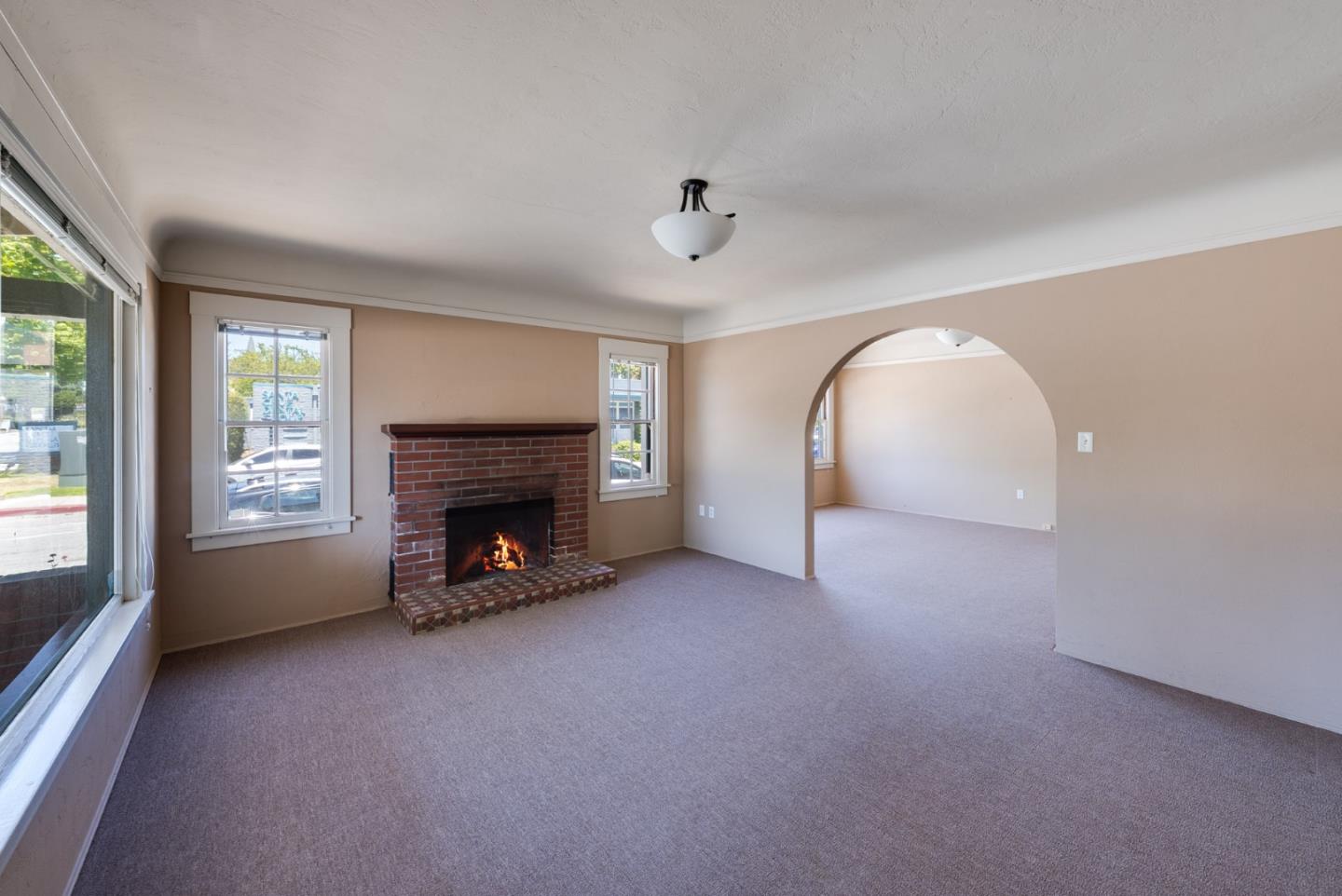 Detail Gallery Image 3 of 16 For 1103 Mission St, Santa Cruz,  CA 95060 - – Beds | – Baths