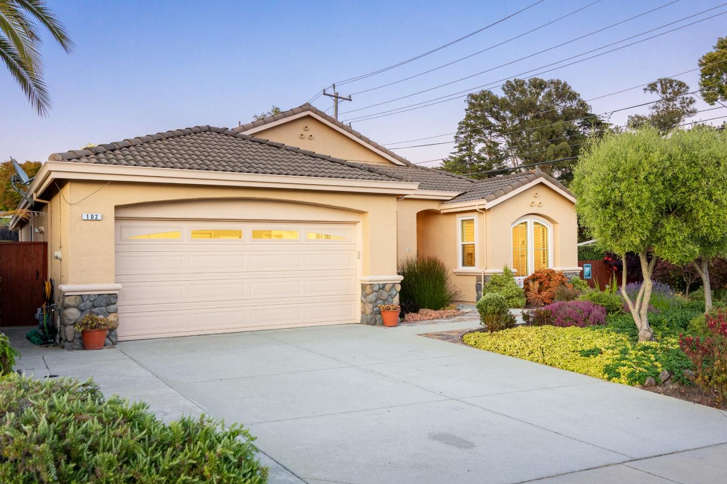 Detail Gallery Image 3 of 38 For 102 Spanish Bay Dr, Aptos,  CA 95003 - 3 Beds | 2 Baths