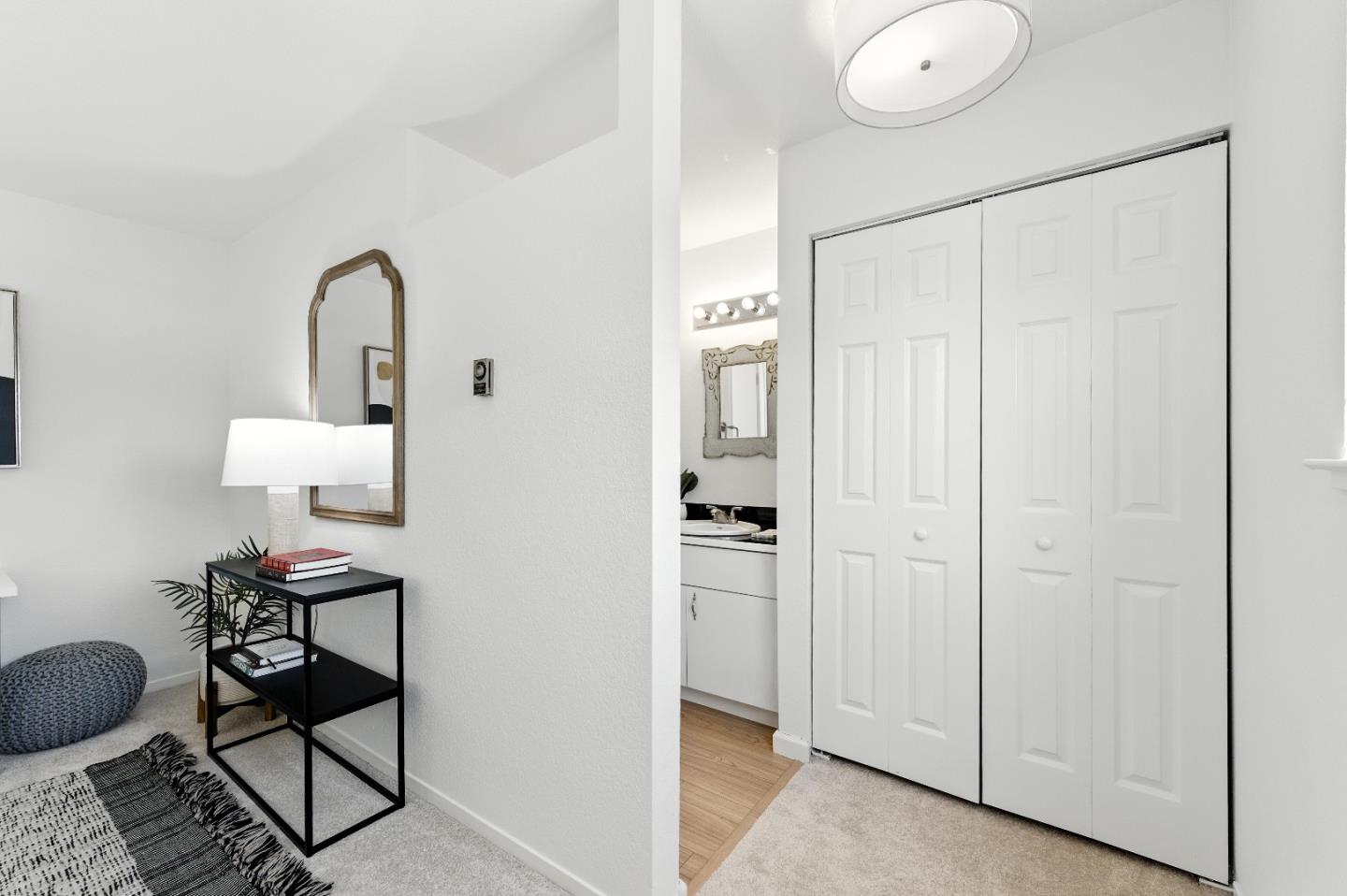Detail Gallery Image 21 of 34 For 221 Shorebird Cir, Redwood Shores,  CA 94065 - 2 Beds | 2 Baths