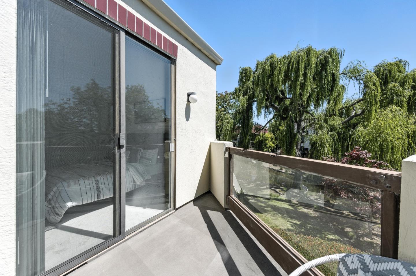 Detail Gallery Image 27 of 34 For 221 Shorebird Cir, Redwood Shores,  CA 94065 - 2 Beds | 2 Baths