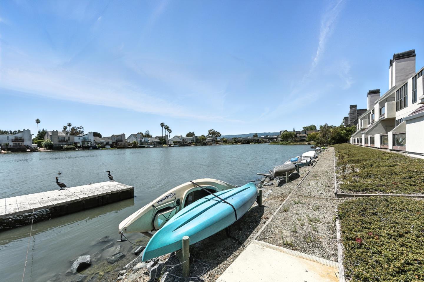 Detail Gallery Image 32 of 34 For 221 Shorebird Cir, Redwood Shores,  CA 94065 - 2 Beds | 2 Baths