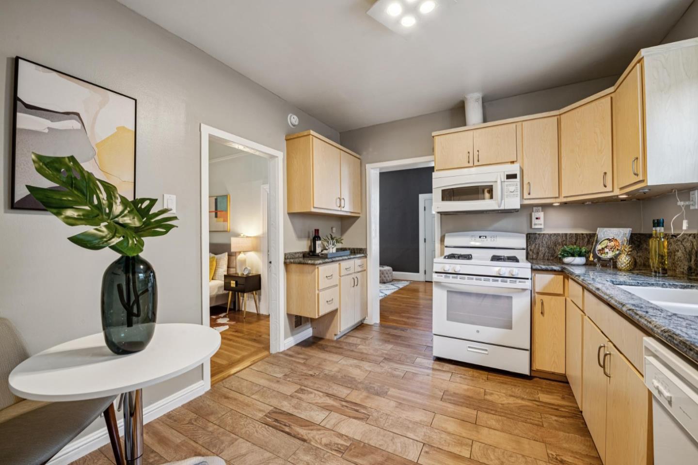 Detail Gallery Image 20 of 55 For 275 Teddy Ave, San Francisco,  CA 94134 - 3 Beds | 2 Baths