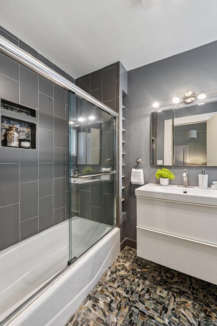 Detail Gallery Image 29 of 55 For 275 Teddy Ave, San Francisco,  CA 94134 - 3 Beds | 2 Baths