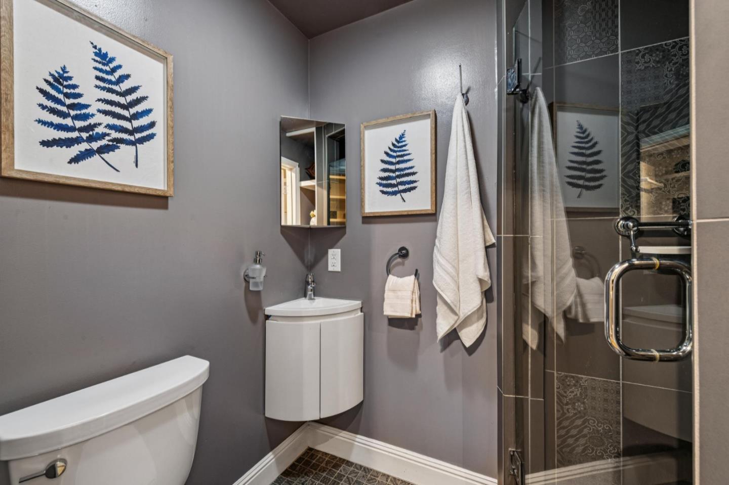 Detail Gallery Image 32 of 55 For 275 Teddy Ave, San Francisco,  CA 94134 - 3 Beds | 2 Baths