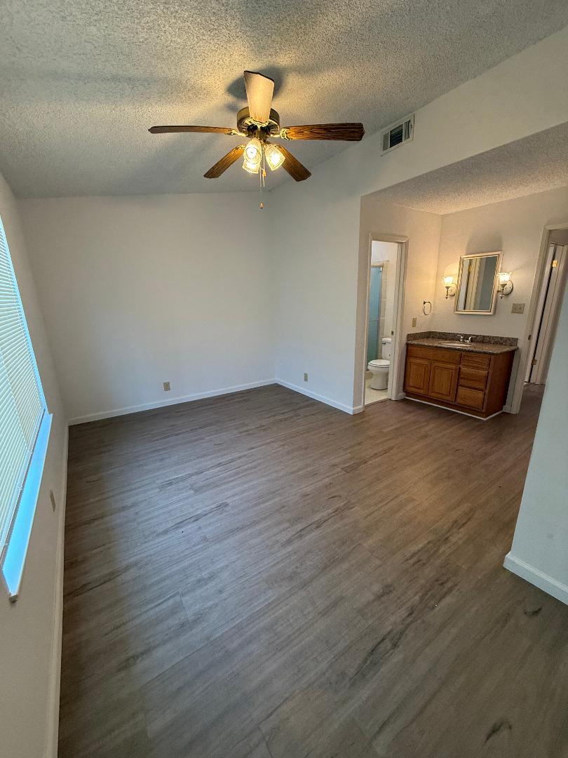 Detail Gallery Image 4 of 11 For 203 Pemba Ct, San Jose,  CA 95119 - 3 Beds | 2 Baths