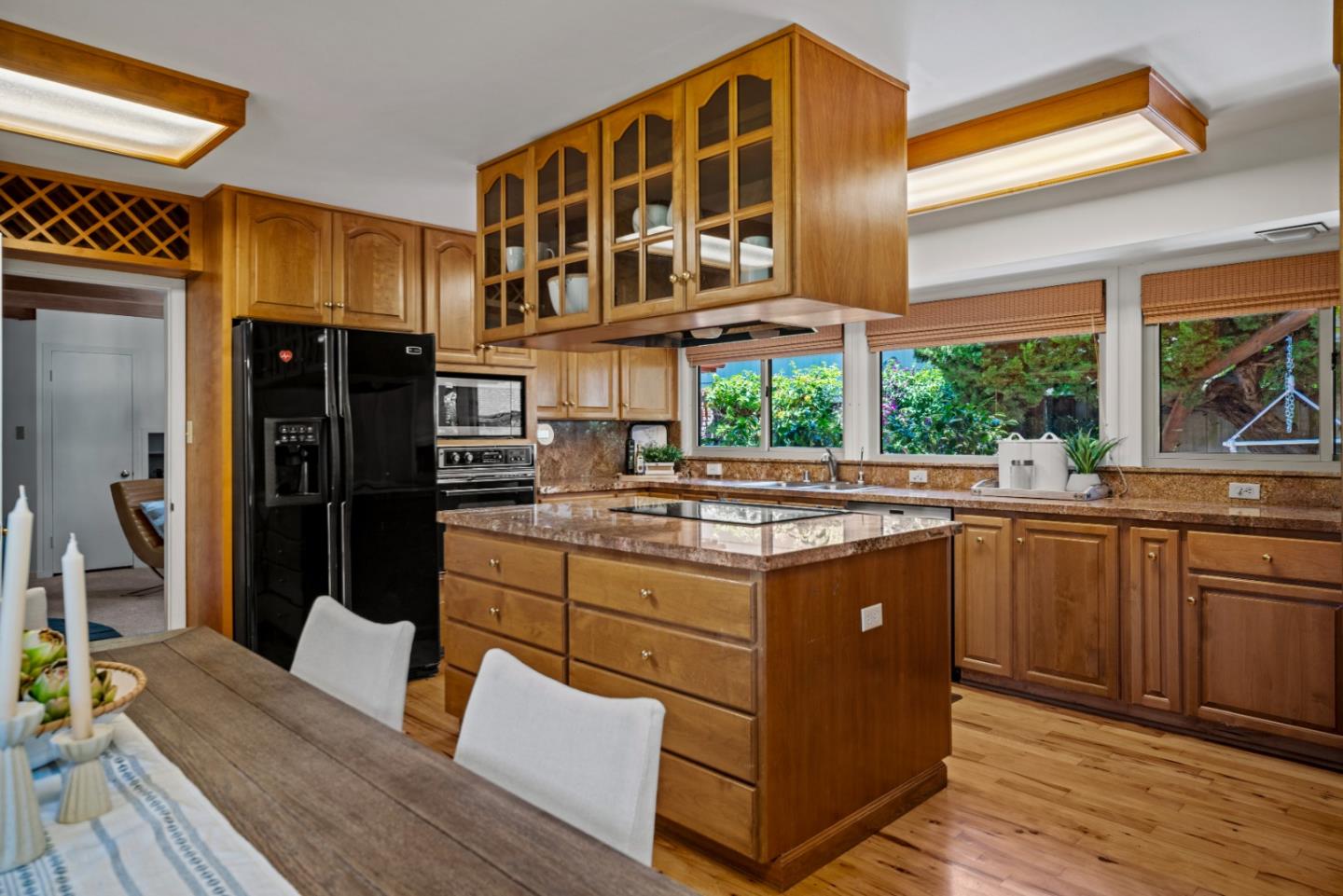 Detail Gallery Image 15 of 43 For 30 Santa Ana Dr, Salinas,  CA 93901 - 4 Beds | 3 Baths