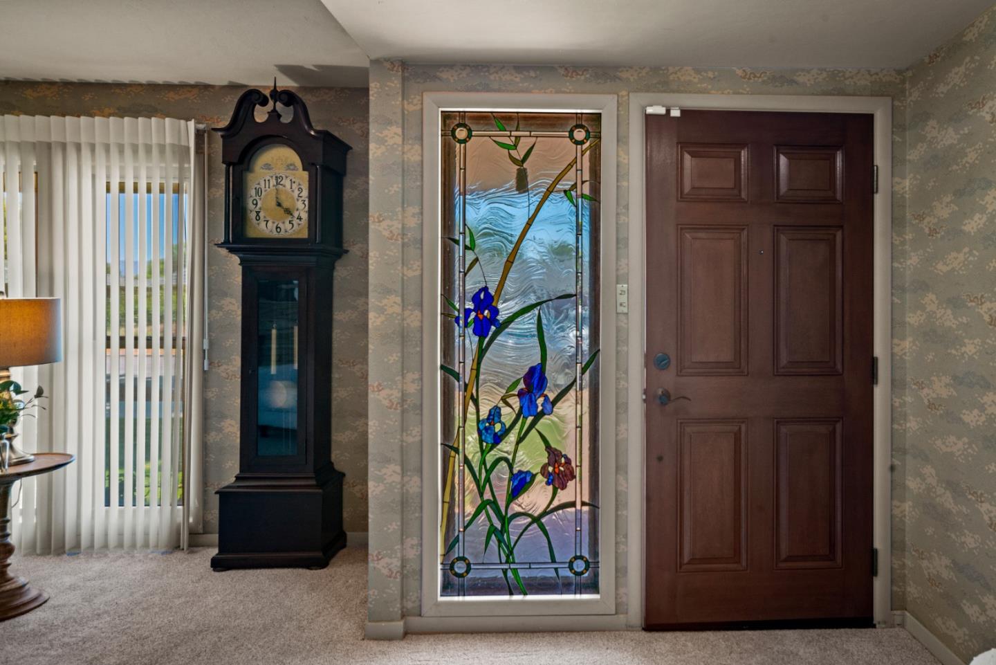 Detail Gallery Image 2 of 43 For 30 Santa Ana Dr, Salinas,  CA 93901 - 4 Beds | 3 Baths