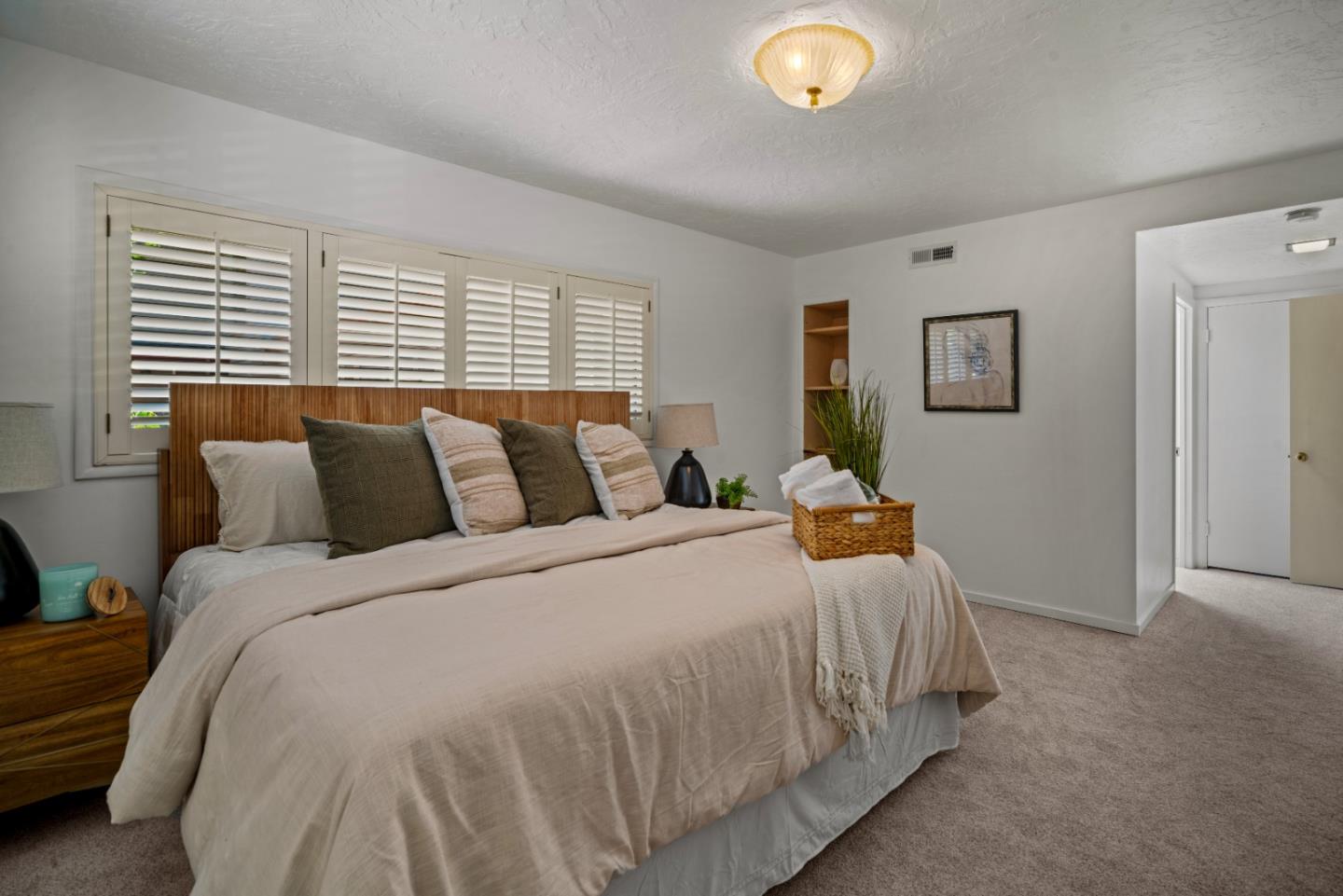 Detail Gallery Image 22 of 43 For 30 Santa Ana Dr, Salinas,  CA 93901 - 4 Beds | 3 Baths