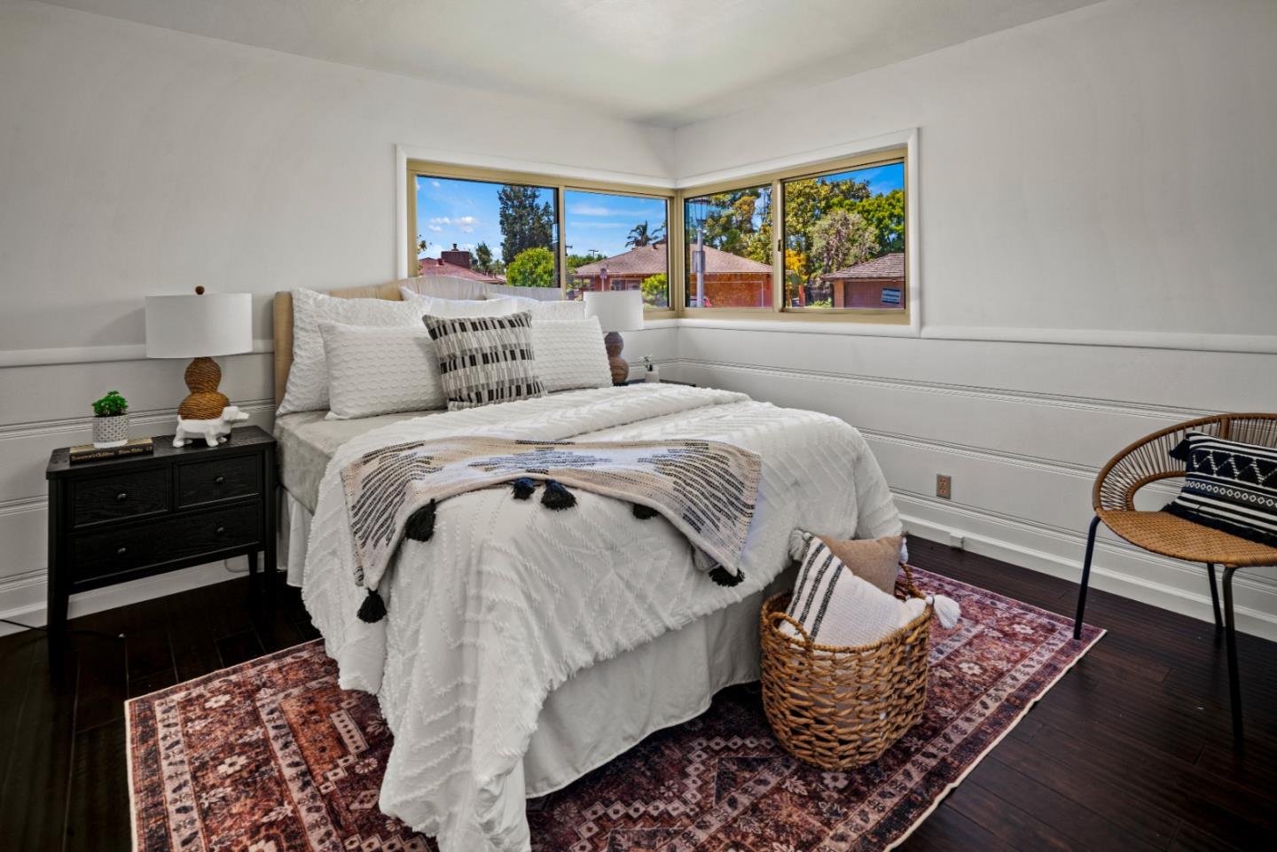 Detail Gallery Image 28 of 43 For 30 Santa Ana Dr, Salinas,  CA 93901 - 4 Beds | 3 Baths