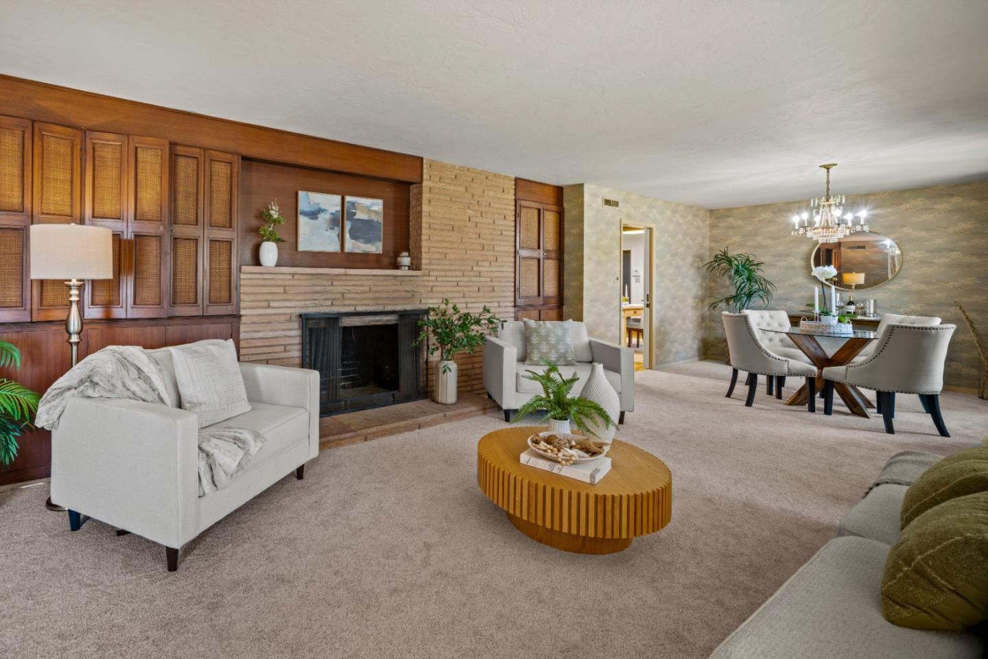 Detail Gallery Image 4 of 43 For 30 Santa Ana Dr, Salinas,  CA 93901 - 4 Beds | 3 Baths