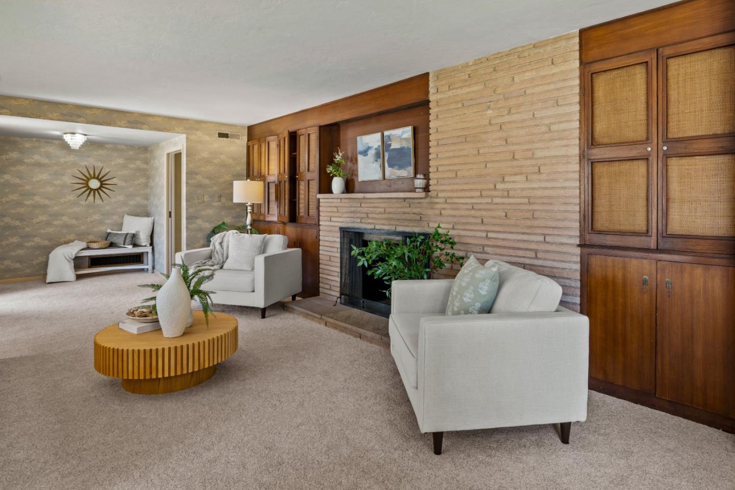 Detail Gallery Image 7 of 43 For 30 Santa Ana Dr, Salinas,  CA 93901 - 4 Beds | 3 Baths