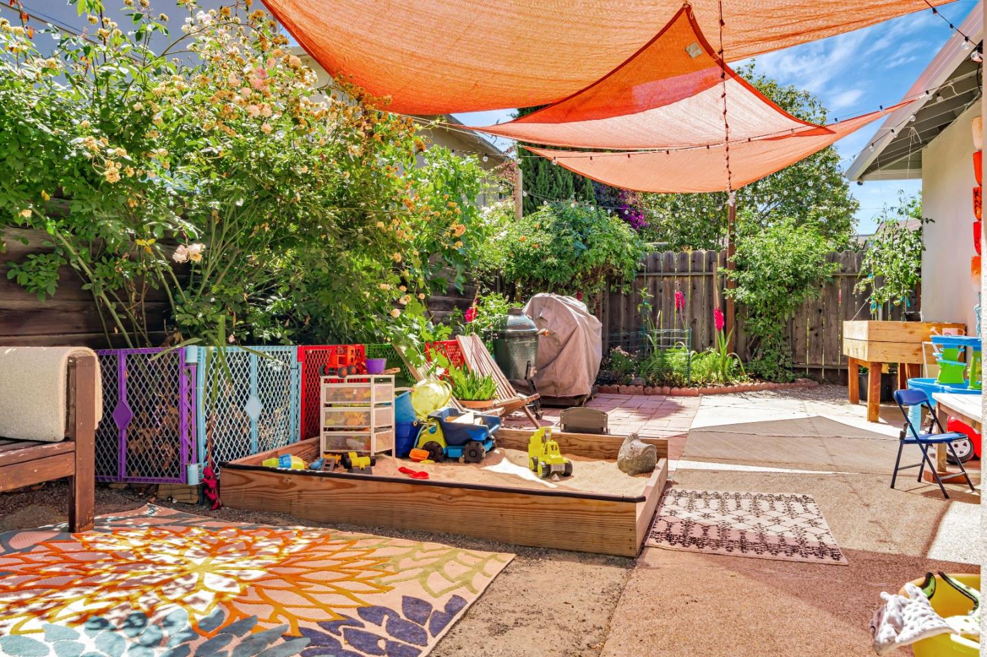 Detail Gallery Image 17 of 25 For 1522 Hudson St, Redwood City,  CA 94061 - – Beds | – Baths
