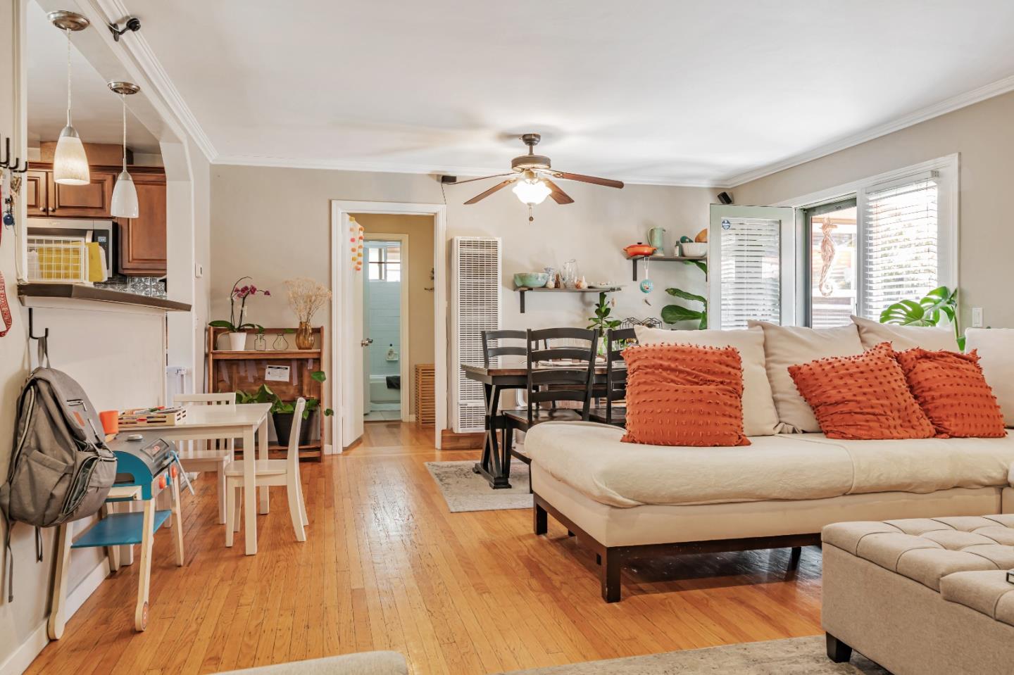 Detail Gallery Image 6 of 25 For 1522 Hudson St, Redwood City,  CA 94061 - – Beds | – Baths