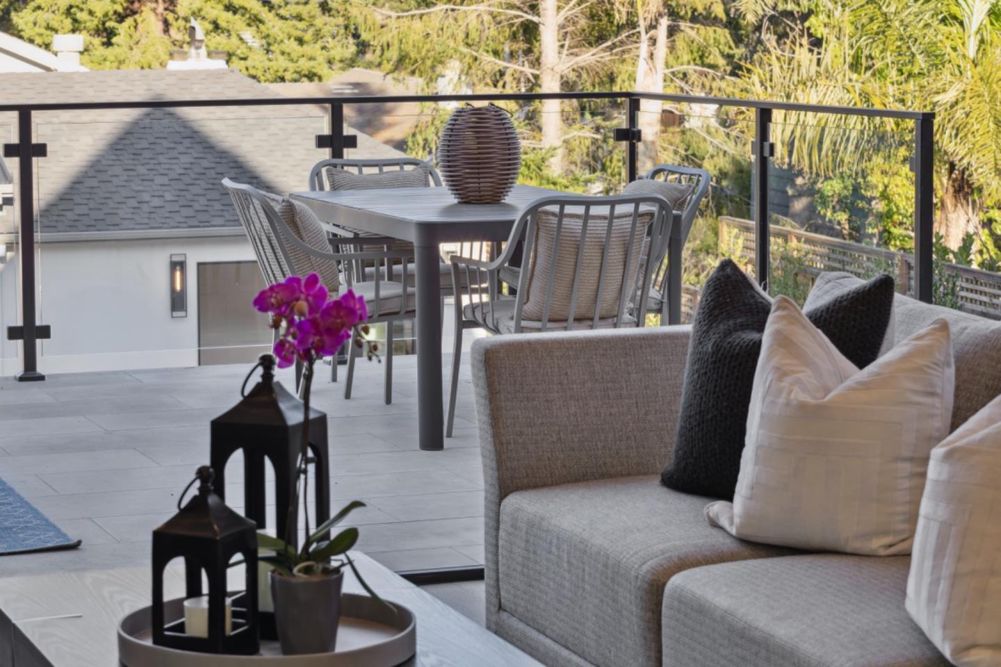 Detail Gallery Image 28 of 65 For 128 Elm Ave, Burlingame,  CA 94010 - 6 Beds | 7/1 Baths