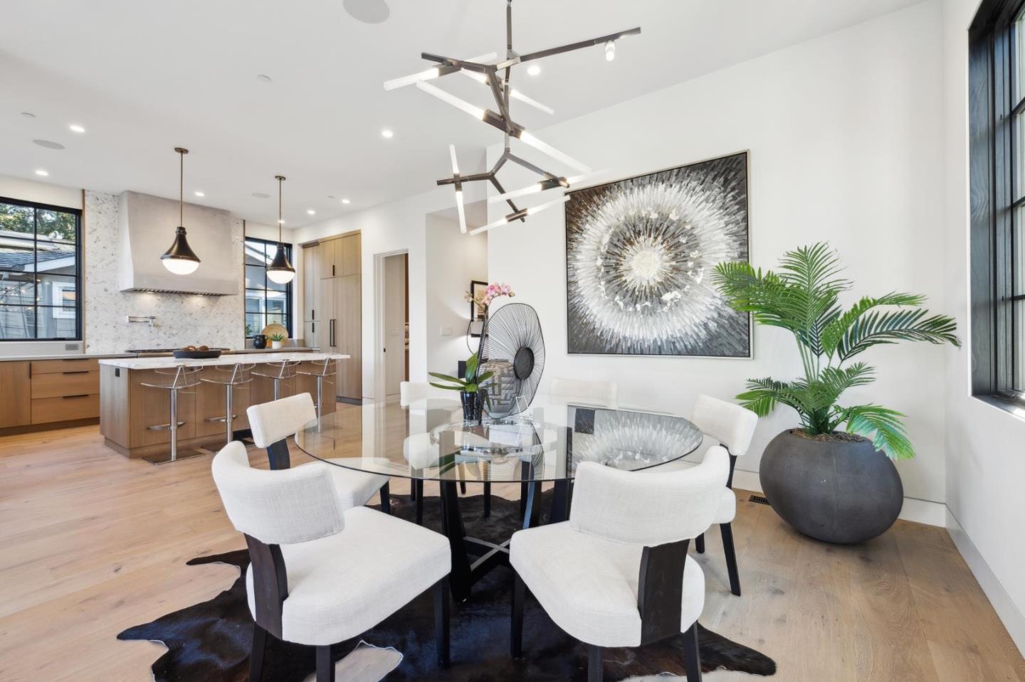 Detail Gallery Image 33 of 65 For 128 Elm Ave, Burlingame,  CA 94010 - 6 Beds | 7/1 Baths